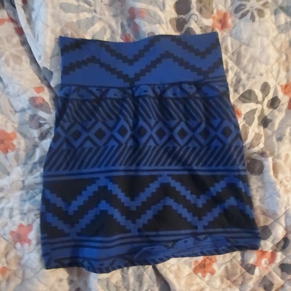 Black and blue geometric skirt